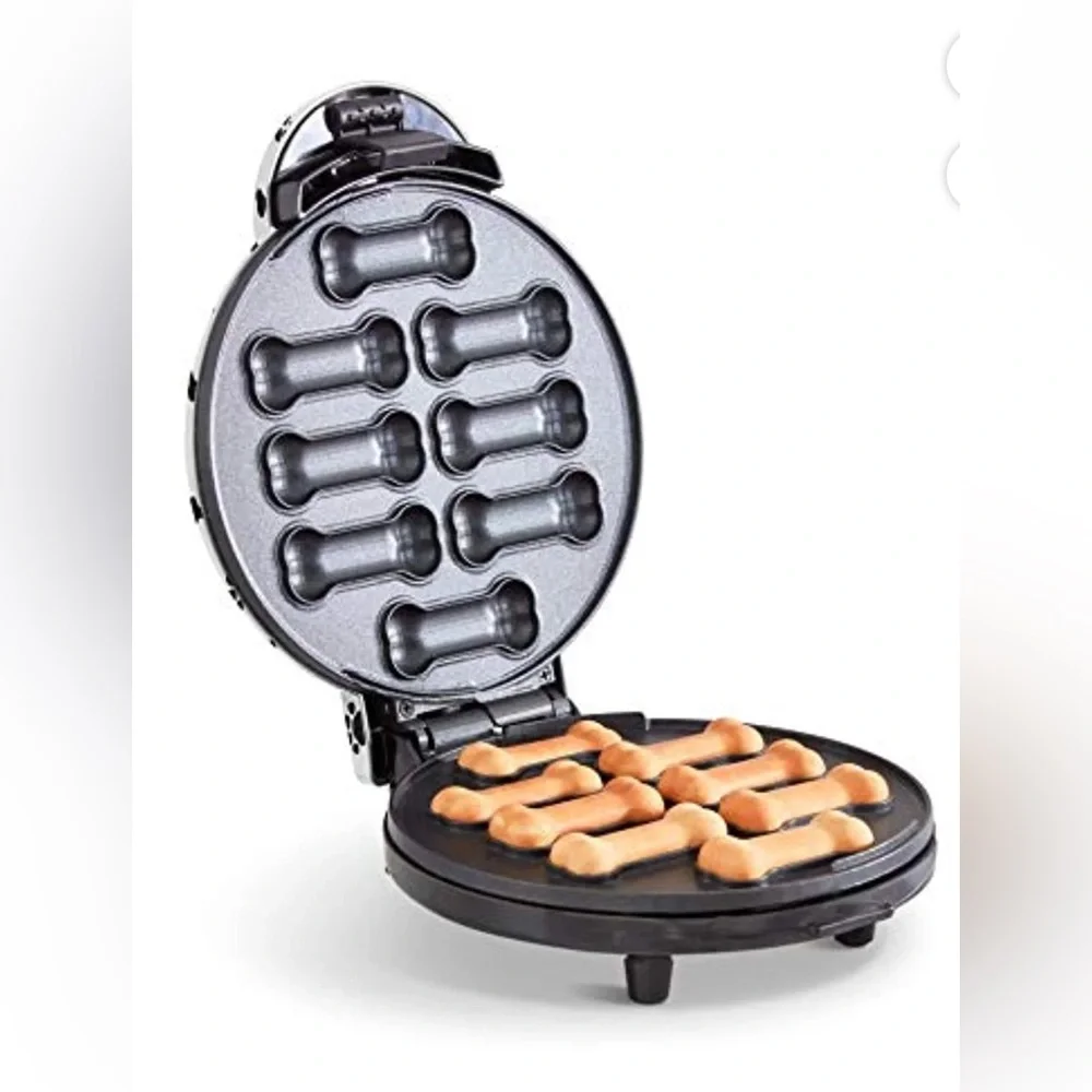 Dash Dog Treat Maker 8 Bones New